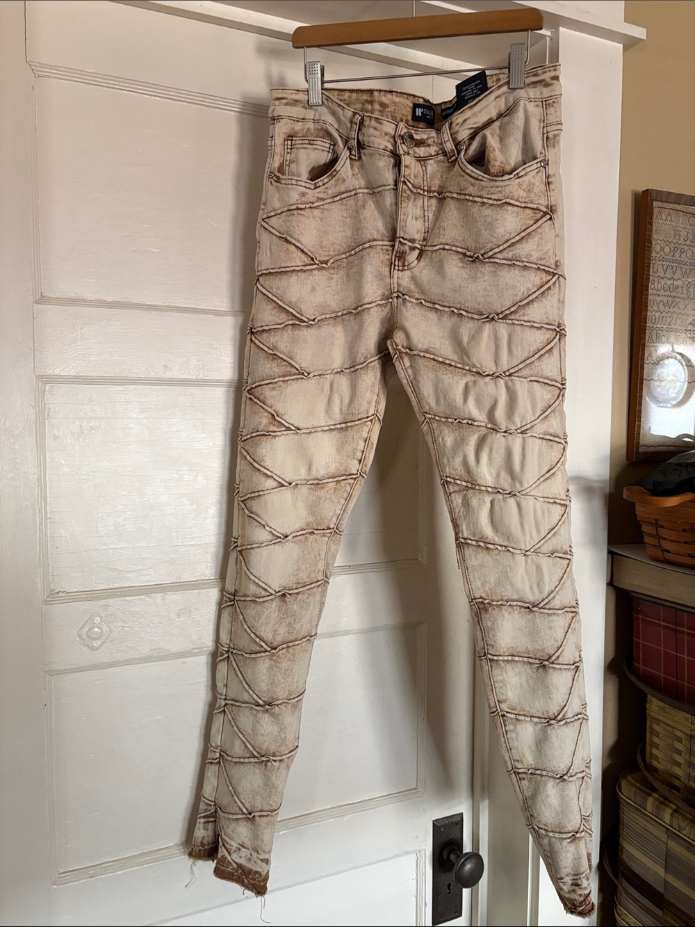 Waimea Washed Cream Men's Jeans with Quilted Stitch Detailing